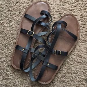 Black strap sandals